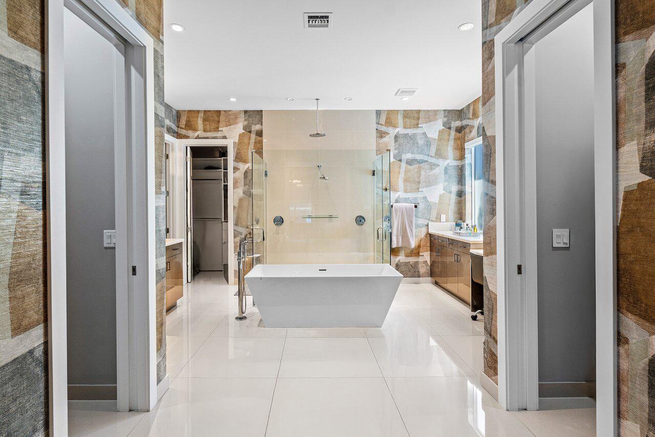 Delaire Country Club - Residential