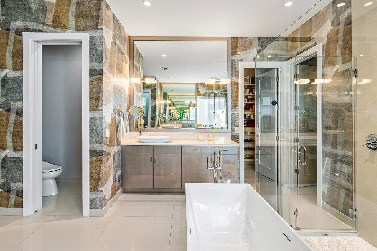 Delaire Country Club - Residential