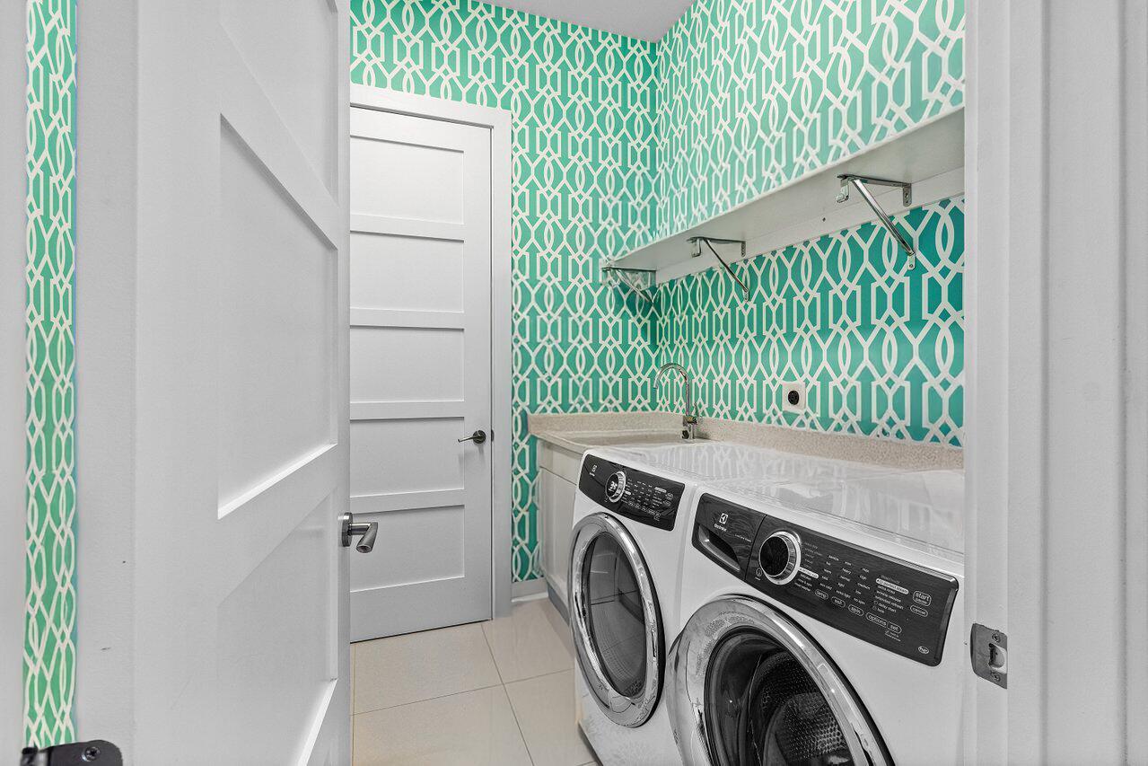 Delaire Country Club - Residential