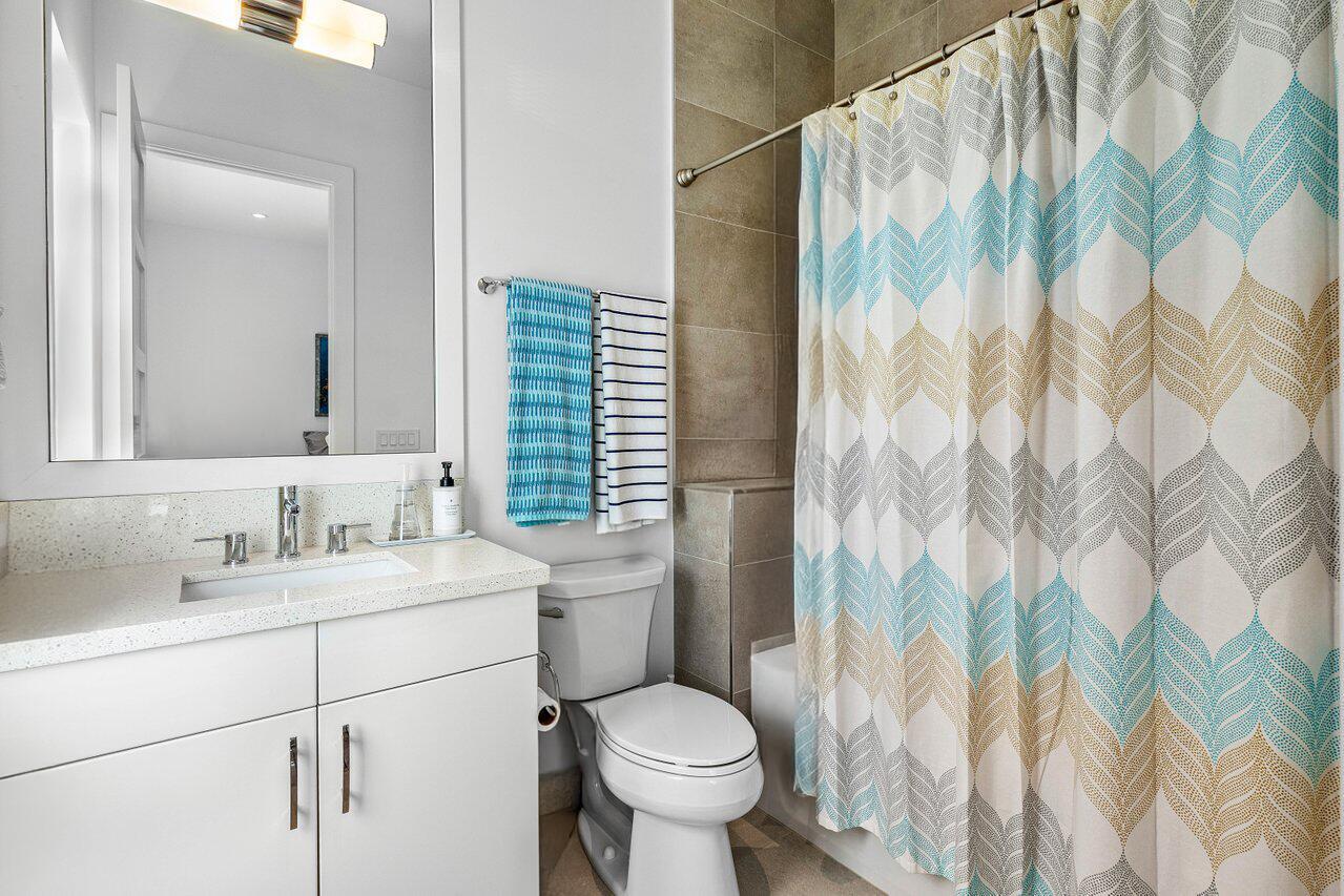 Delaire Country Club - Residential