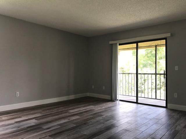 Properties 13025 Northshire Trail 12