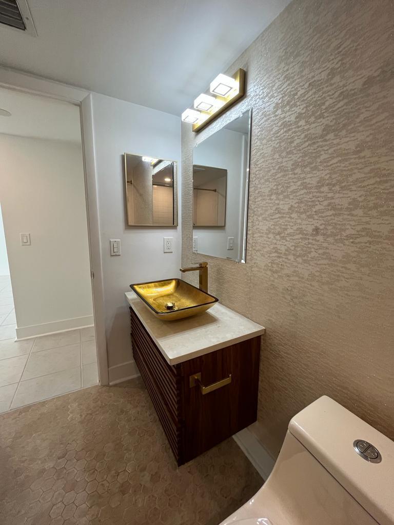 Hidden Harbor - Residential