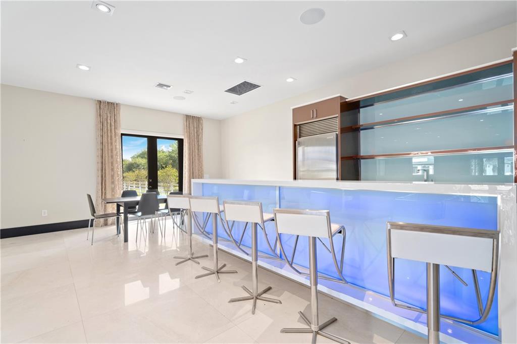 SUNSHINE RANCHES - Residential