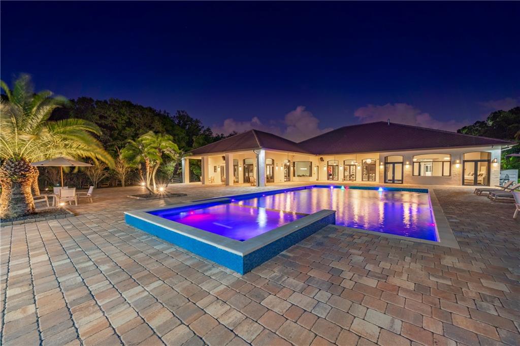 SUNSHINE RANCHES - Residential