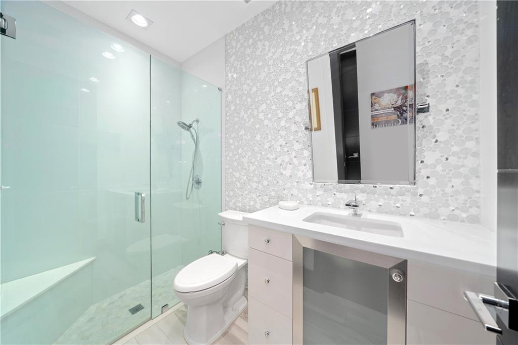 SUNSHINE RANCHES - Residential