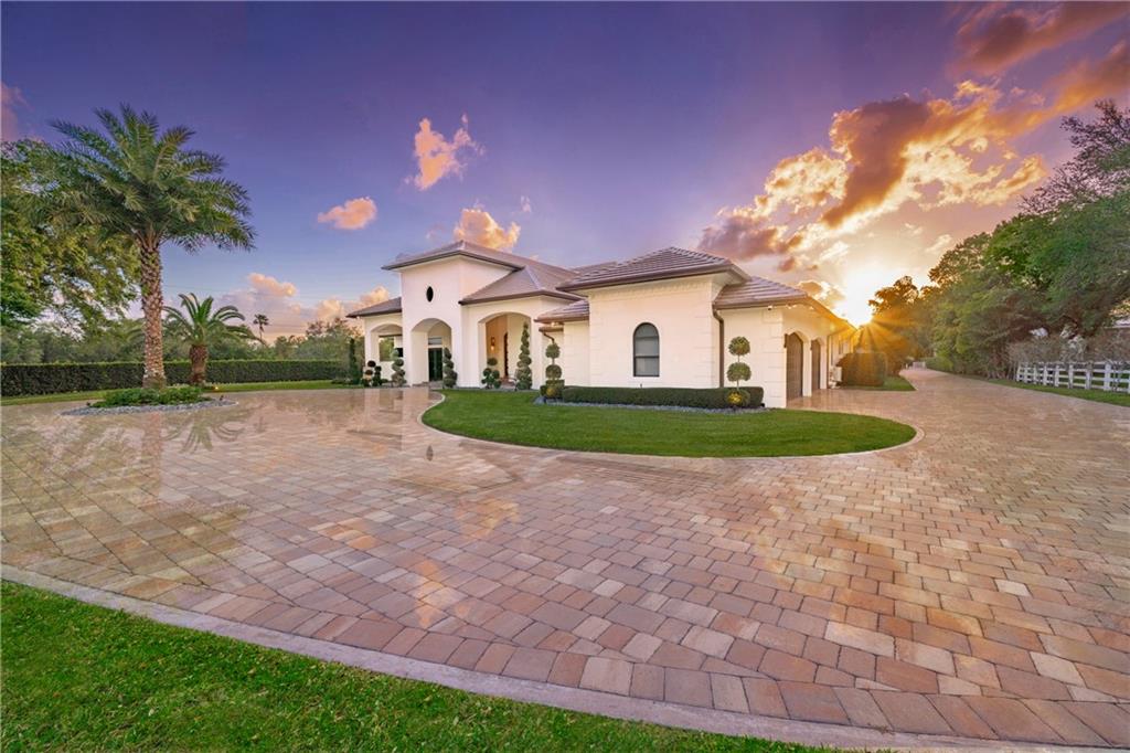 SUNSHINE RANCHES - Residential