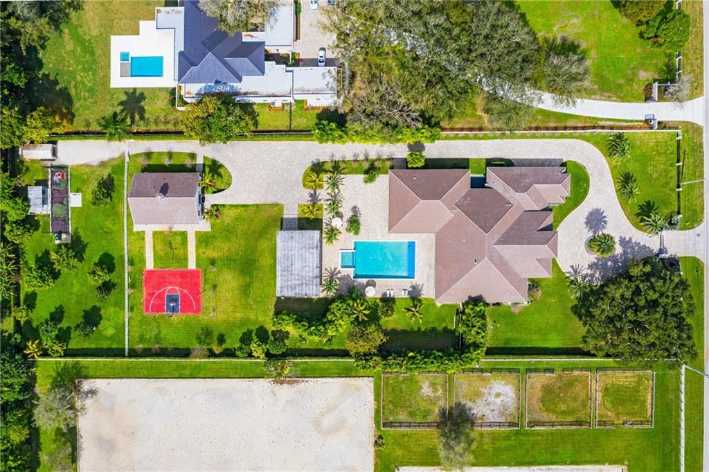 SUNSHINE RANCHES - Residential