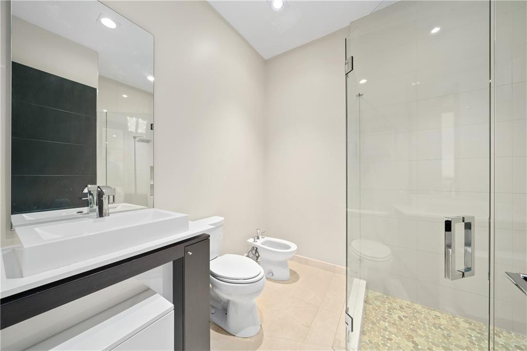 SUNSHINE RANCHES - Residential