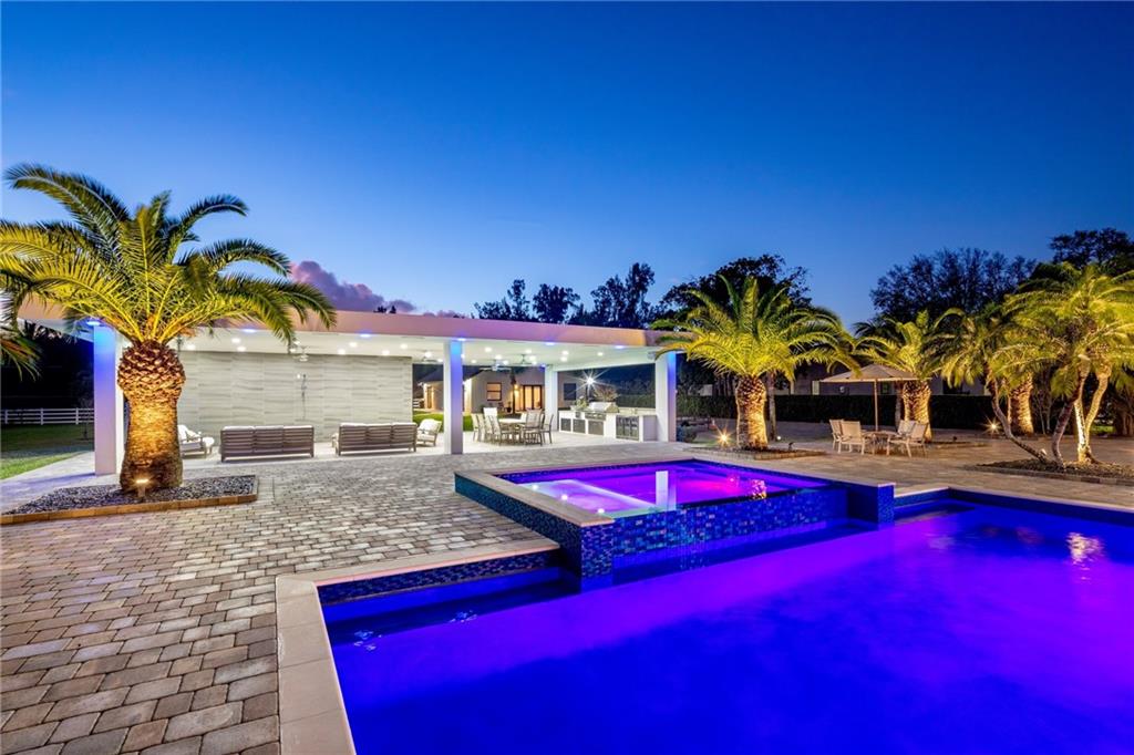 SUNSHINE RANCHES - Residential