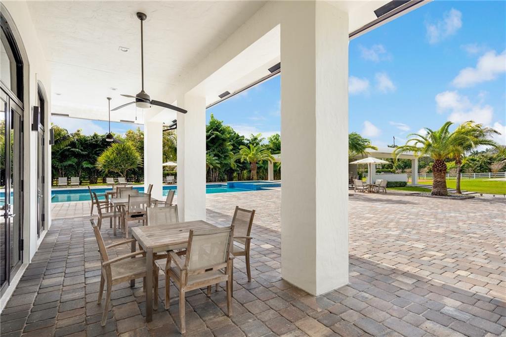 SUNSHINE RANCHES - Residential