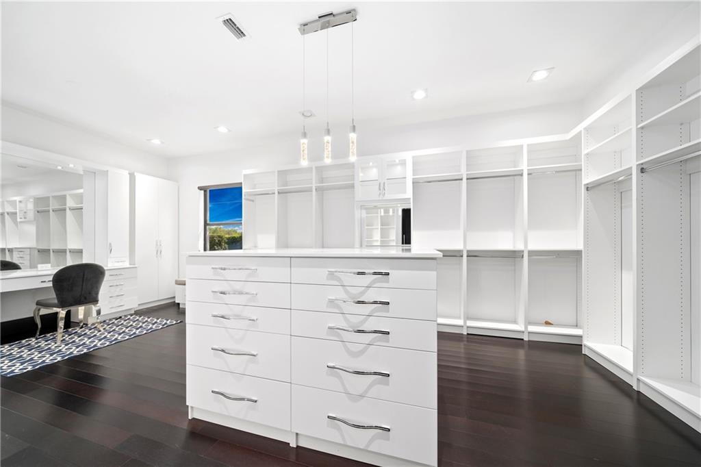 SUNSHINE RANCHES - Residential