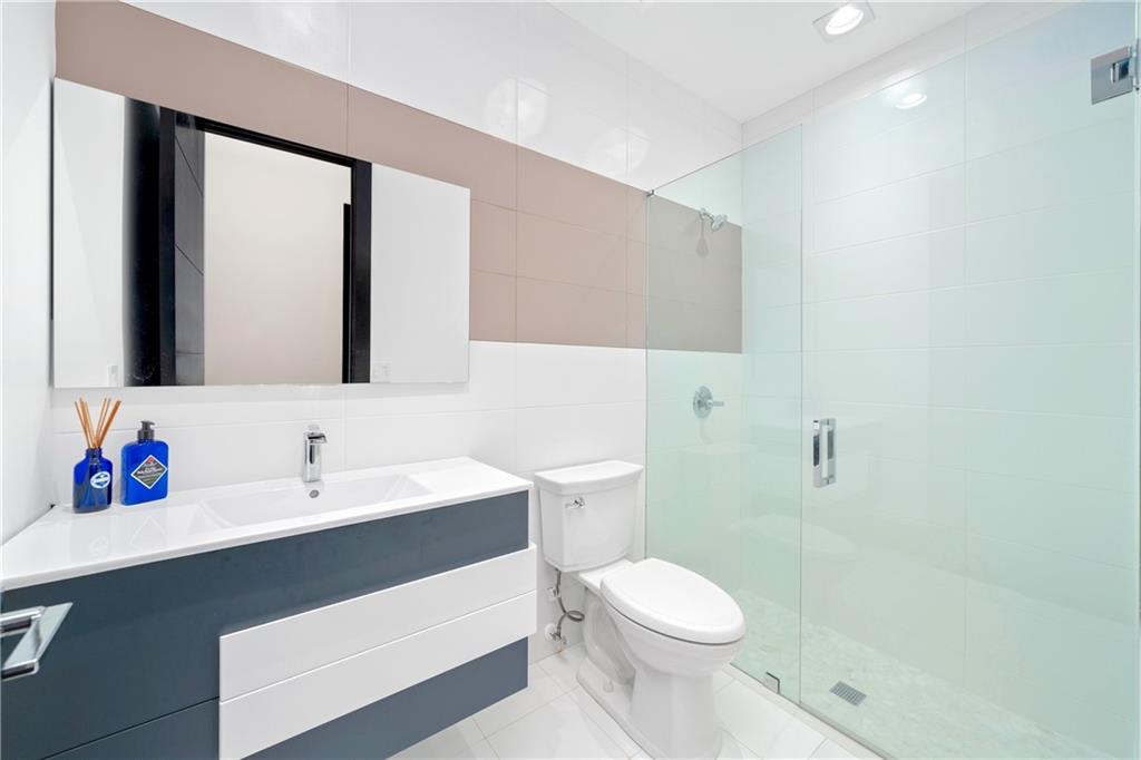 SUNSHINE RANCHES - Residential