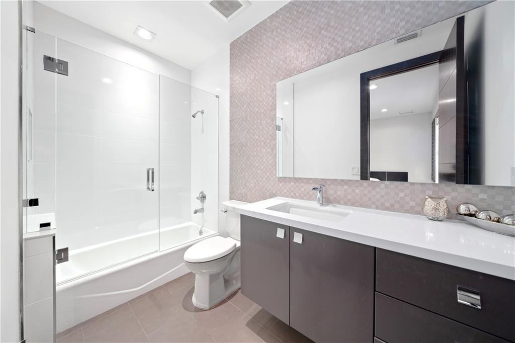 SUNSHINE RANCHES - Residential