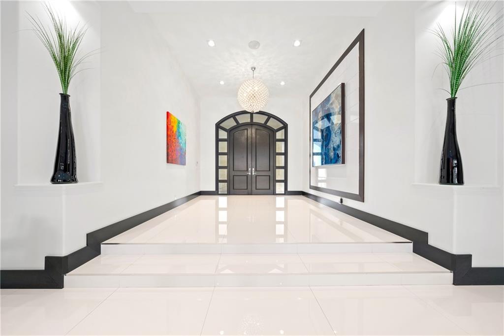 SUNSHINE RANCHES - Residential