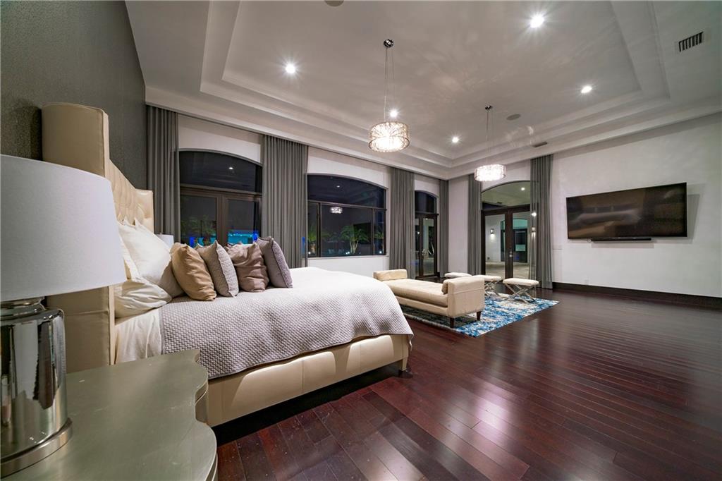 SUNSHINE RANCHES - Residential