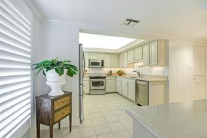LANDINGS OF DELRAY BEACH CONDO - Residential