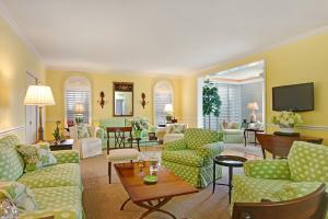 LANDINGS OF DELRAY BEACH CONDO - Residential