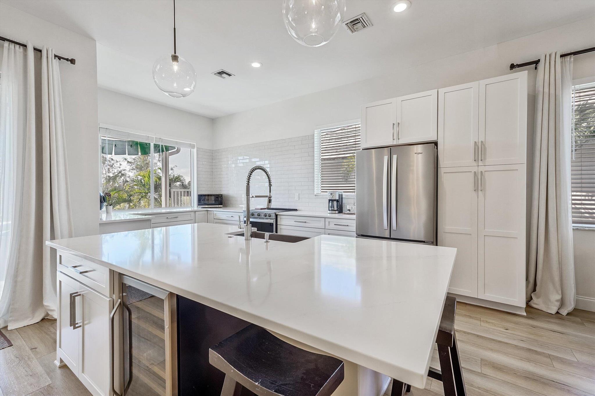 LAKEFIELD OF THE LANDINGS - Residential Lease