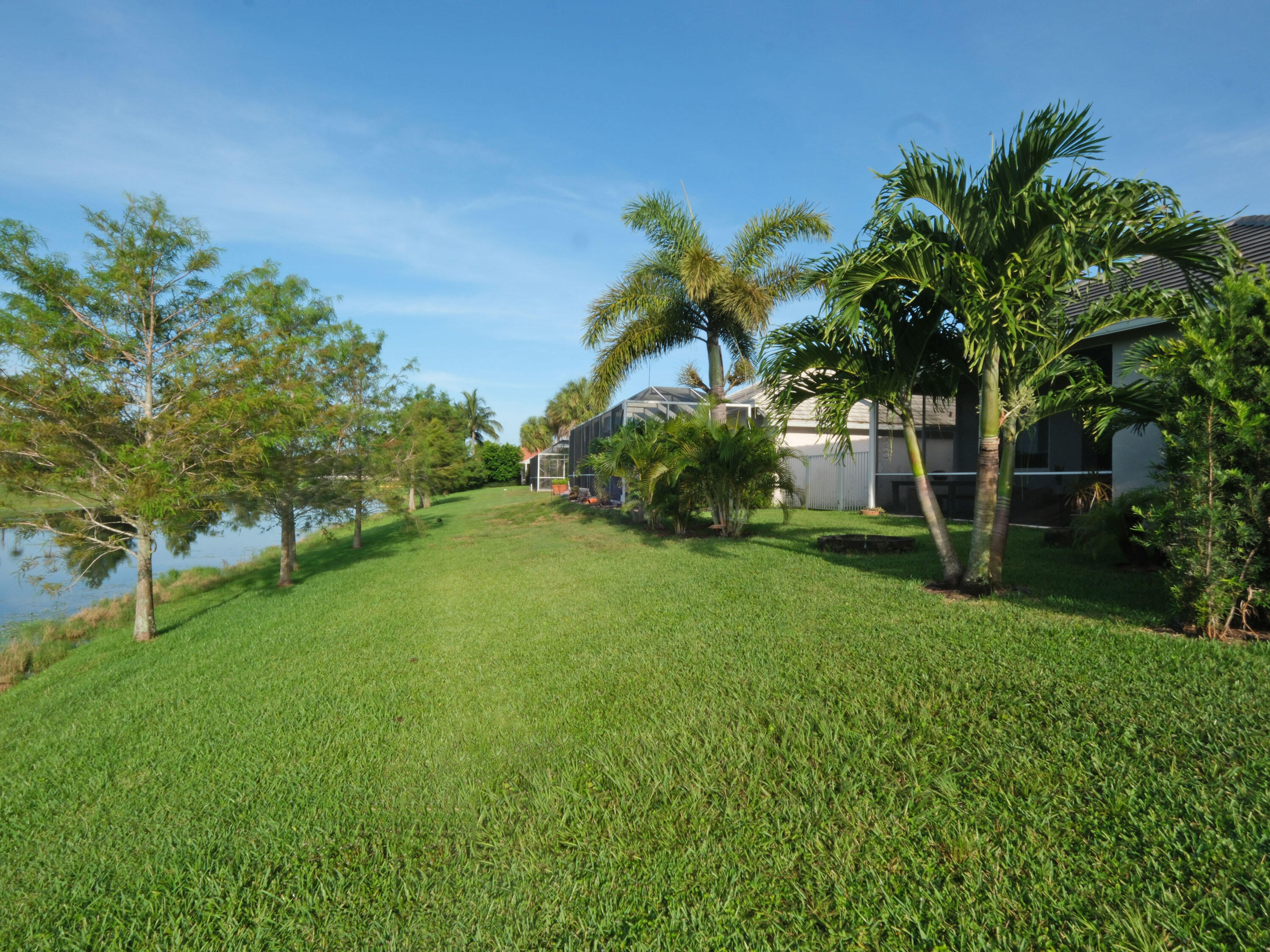 LAKEFIELD OF THE LANDINGS - Residential Lease