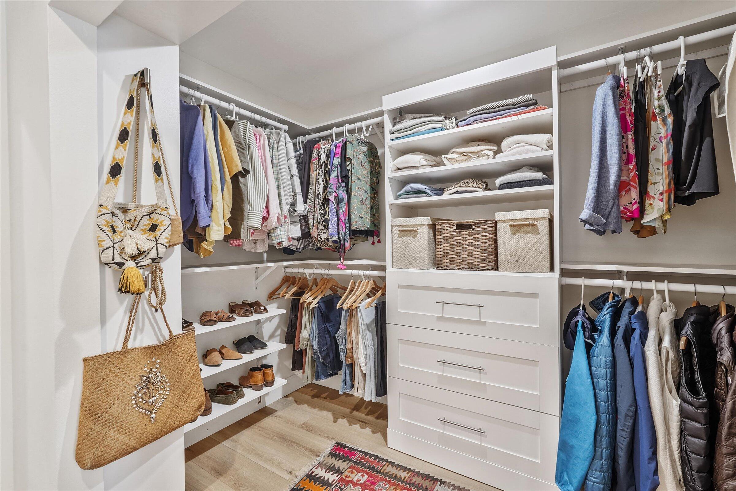 LAKEFIELD OF THE LANDINGS - Residential Lease