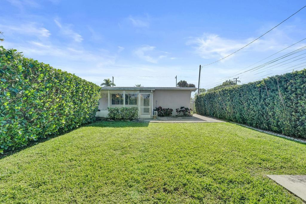 Floranada Ridge Sec A 30- - Residential Lease