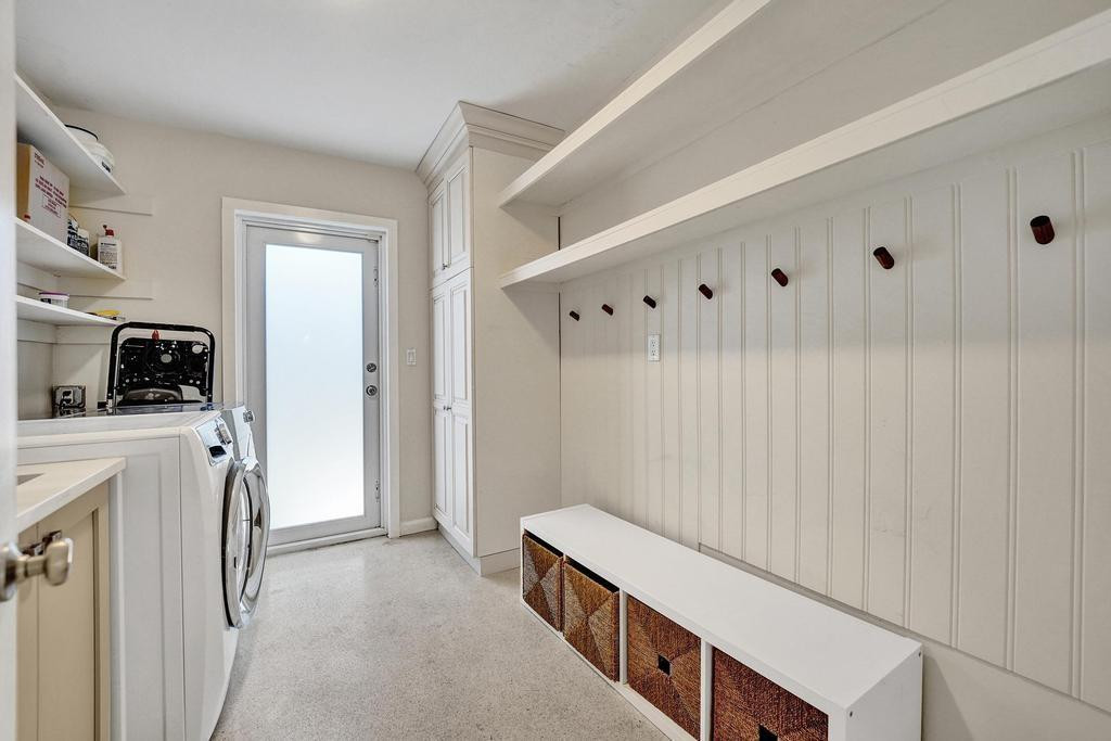 Floranada Ridge Sec A 30- - Residential Lease