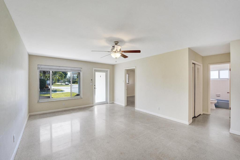 Floranada Ridge Sec A 30- - Residential Lease