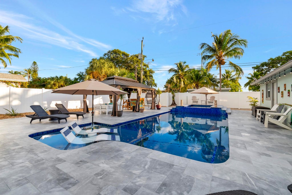 Photo of 310 GULFSTREAM Drive, Delray Beach, FL 33444 (MLS # B26057541)