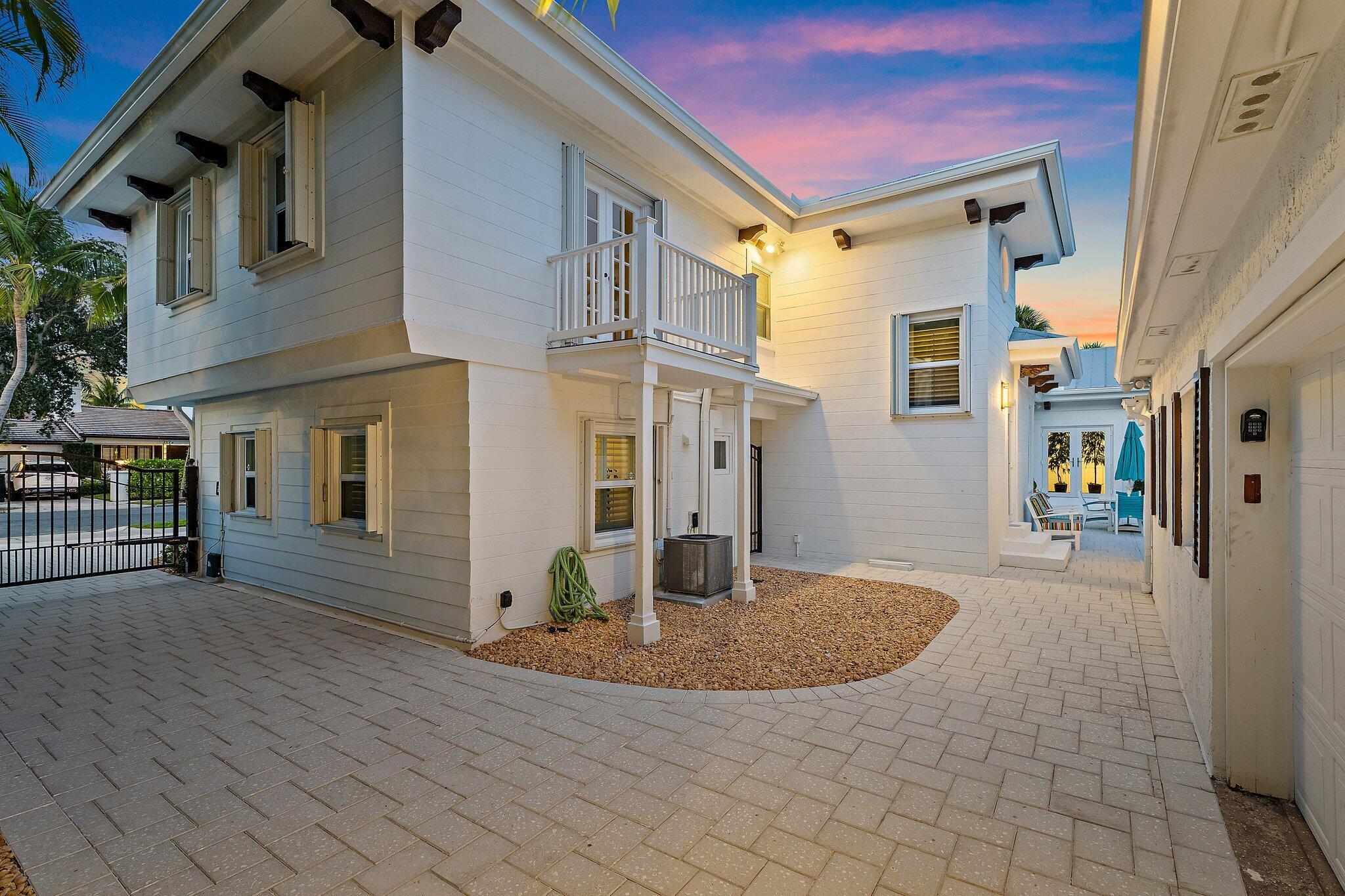 EL CID COURT - Residential