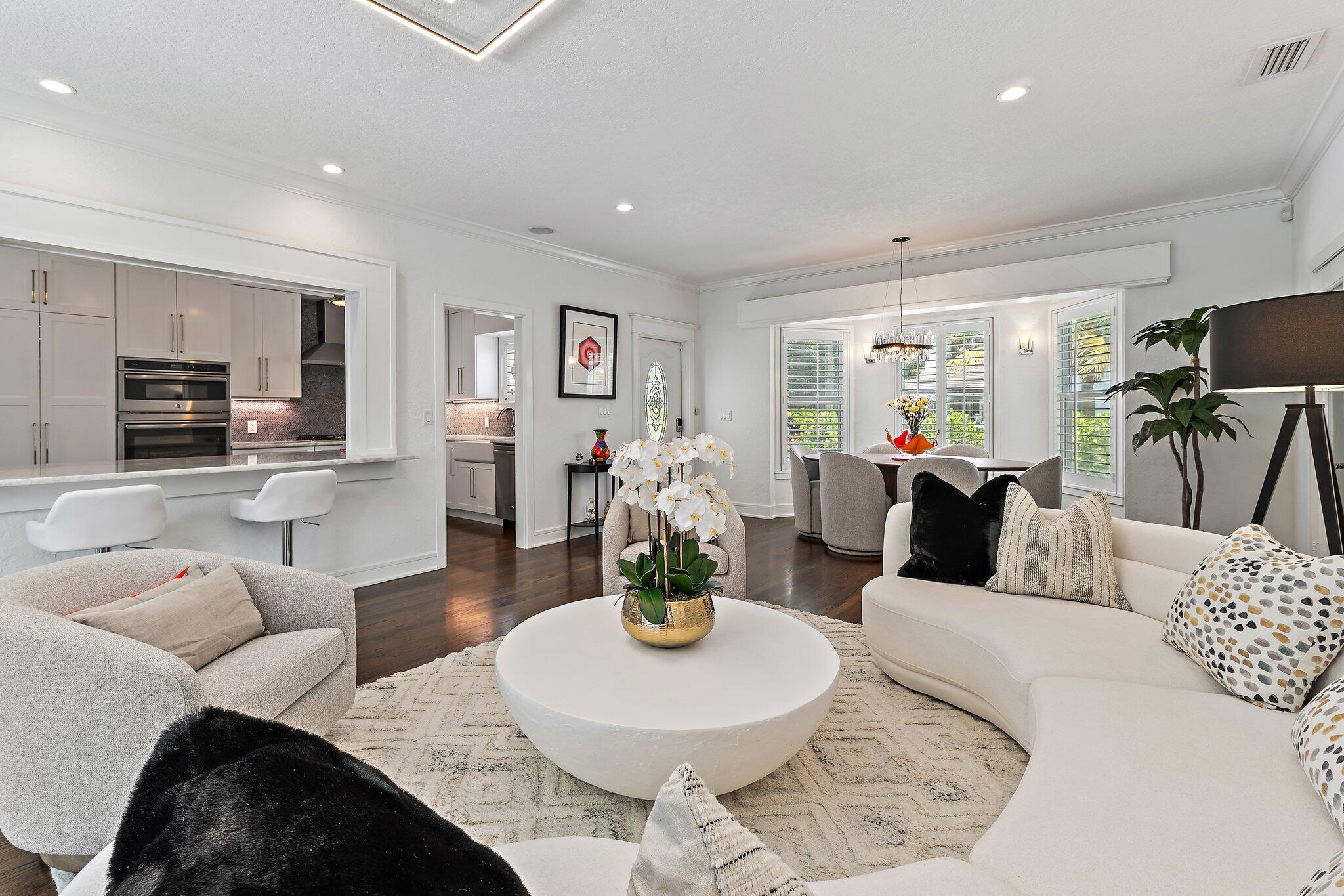 EL CID COURT - Residential