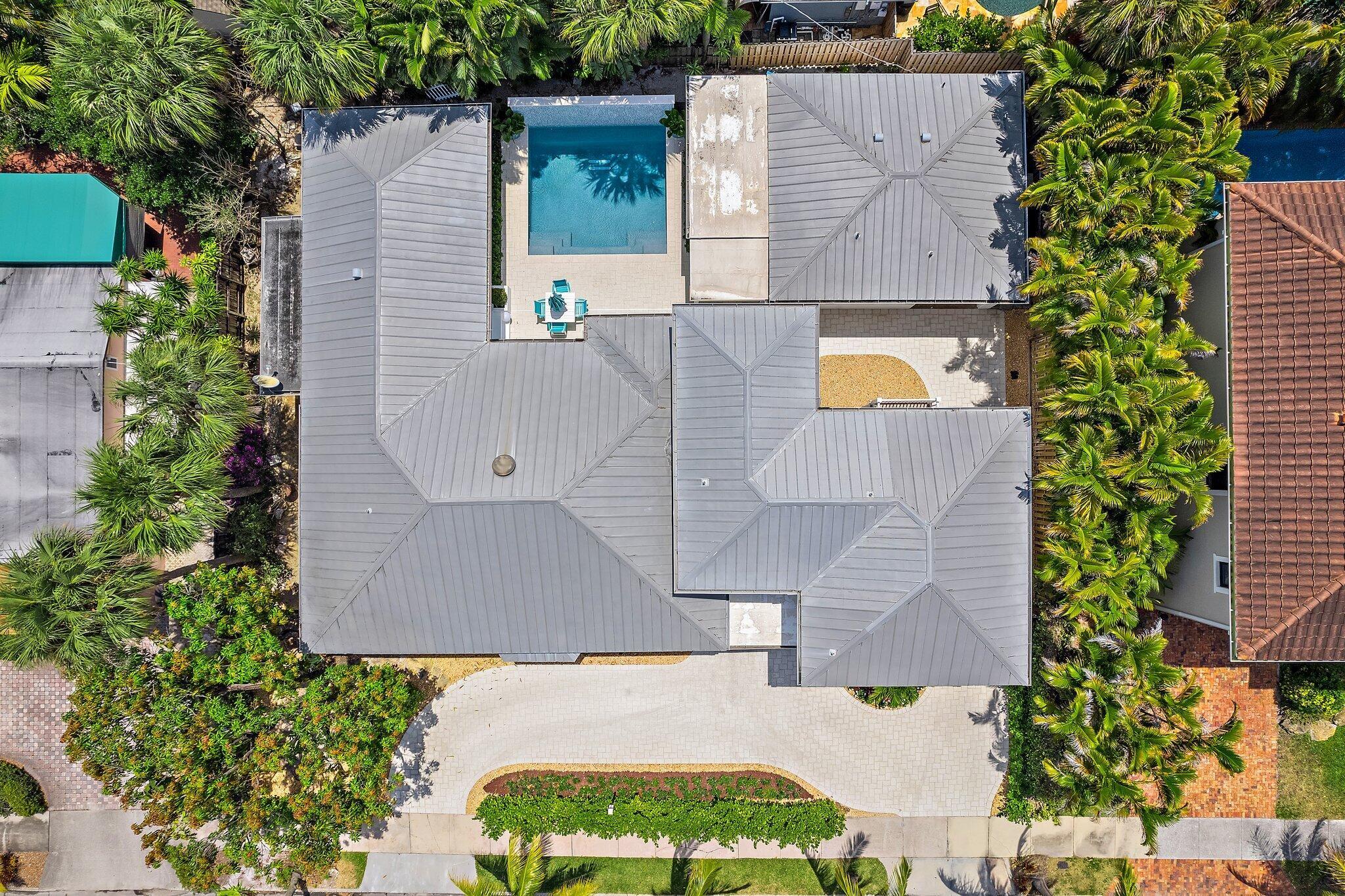 EL CID COURT - Residential