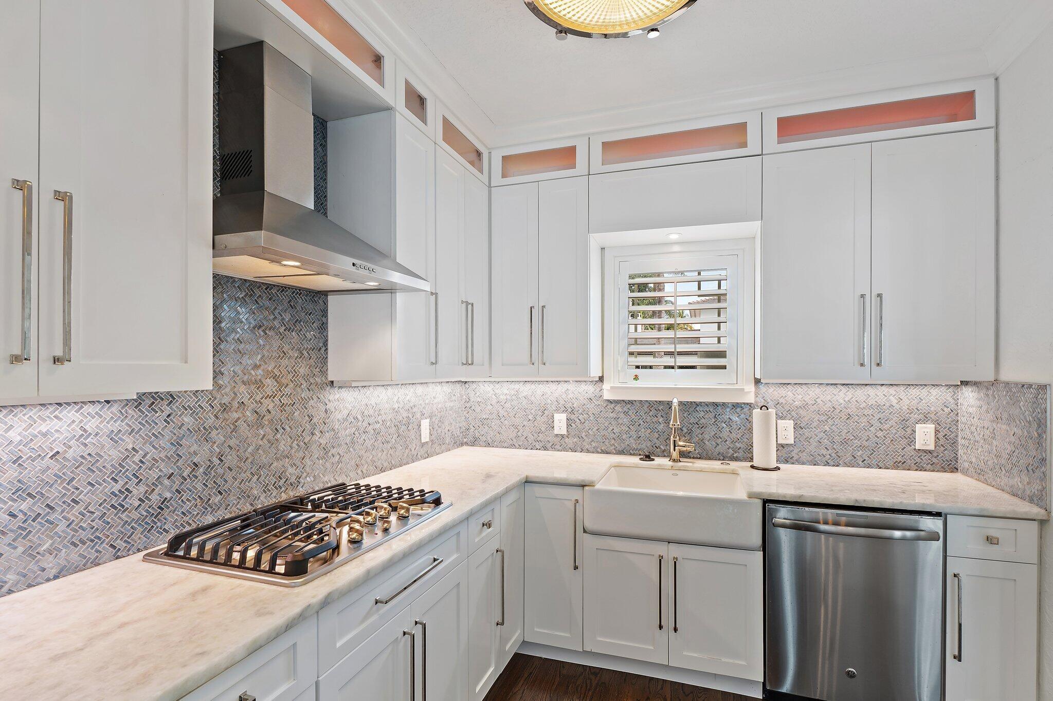 EL CID COURT - Residential