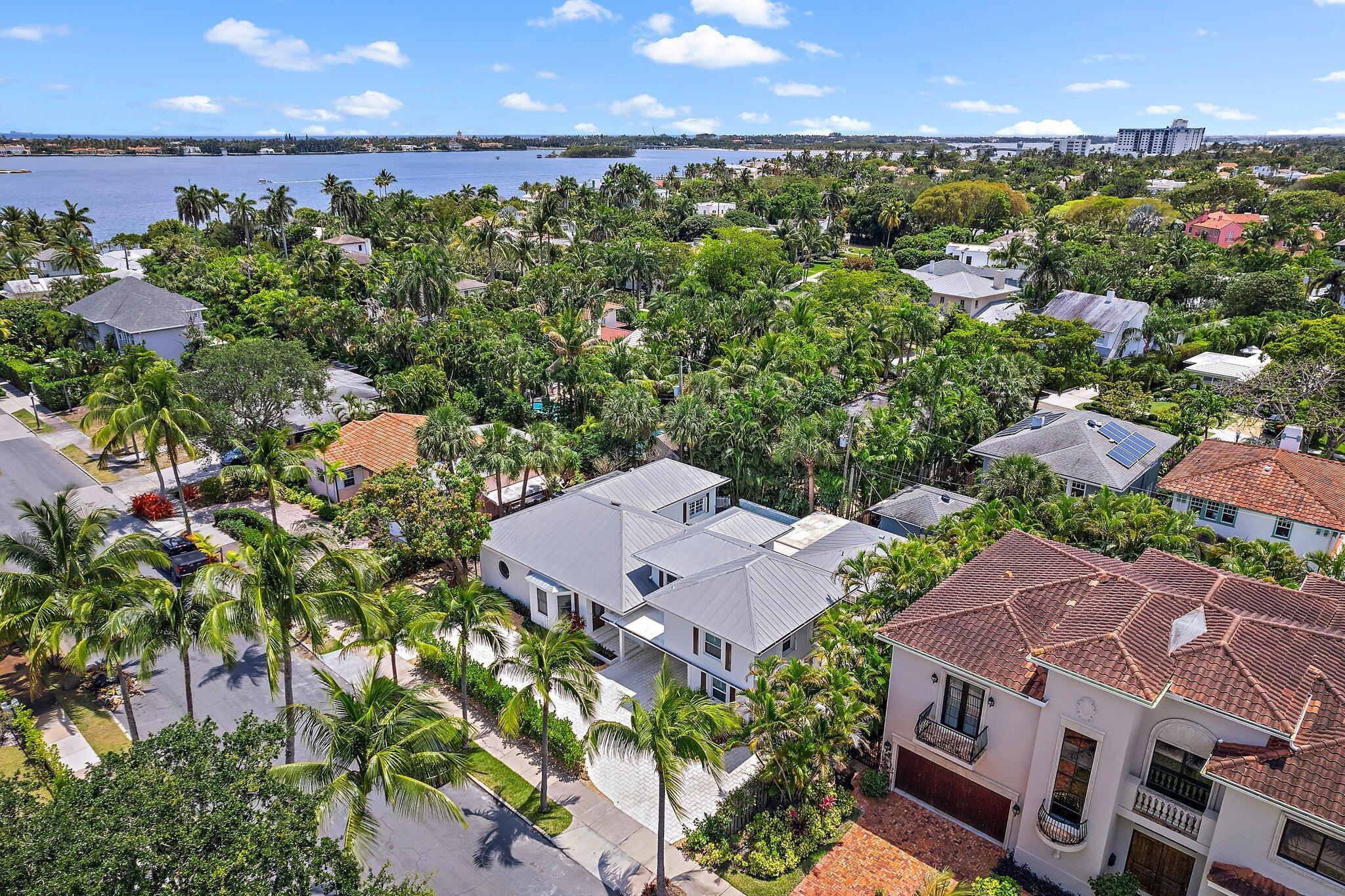 EL CID COURT - Residential