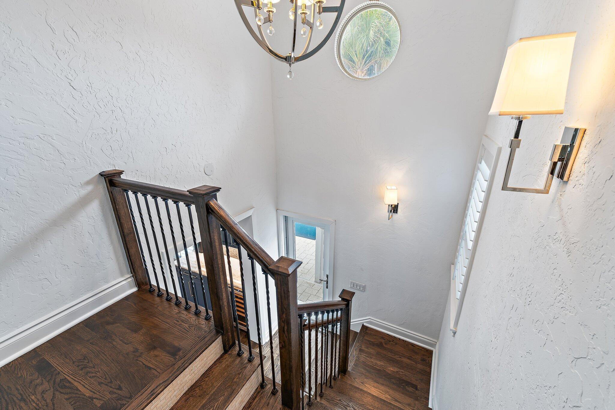 EL CID COURT - Residential