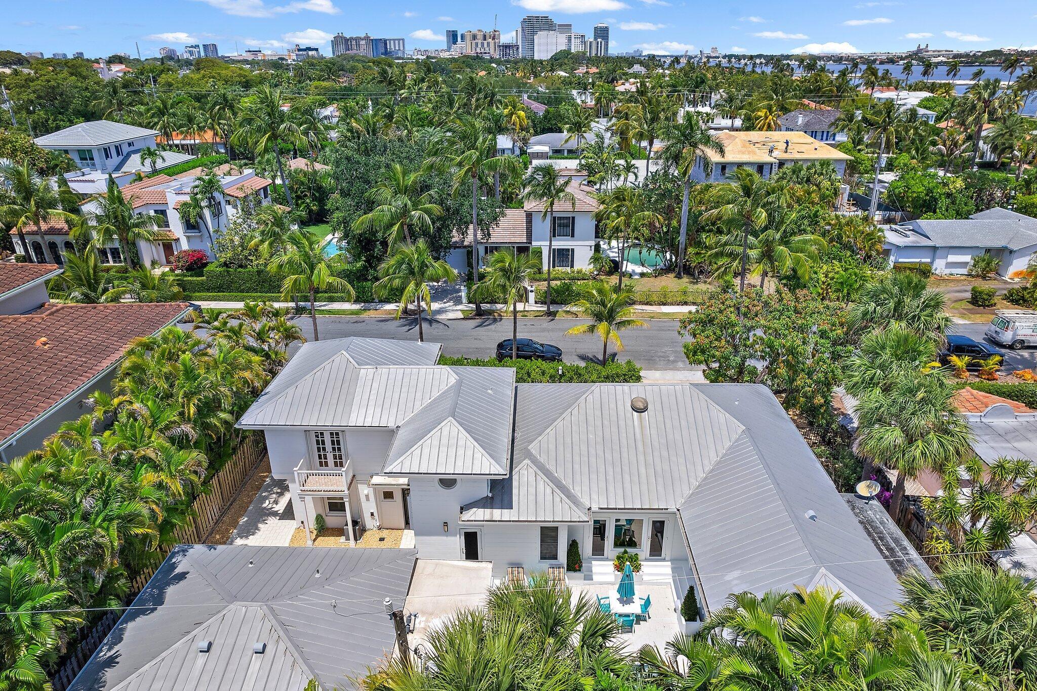 EL CID COURT - Residential