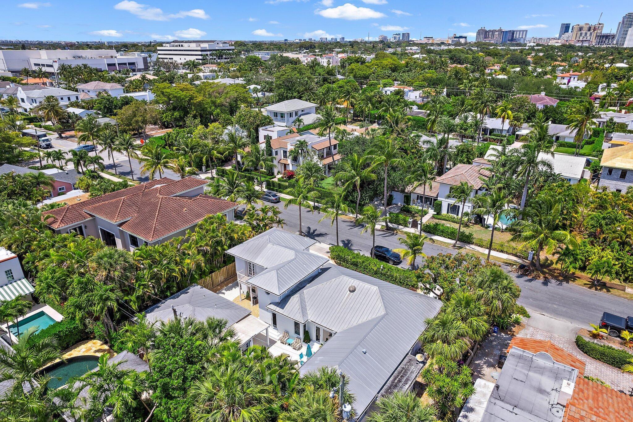 EL CID COURT - Residential