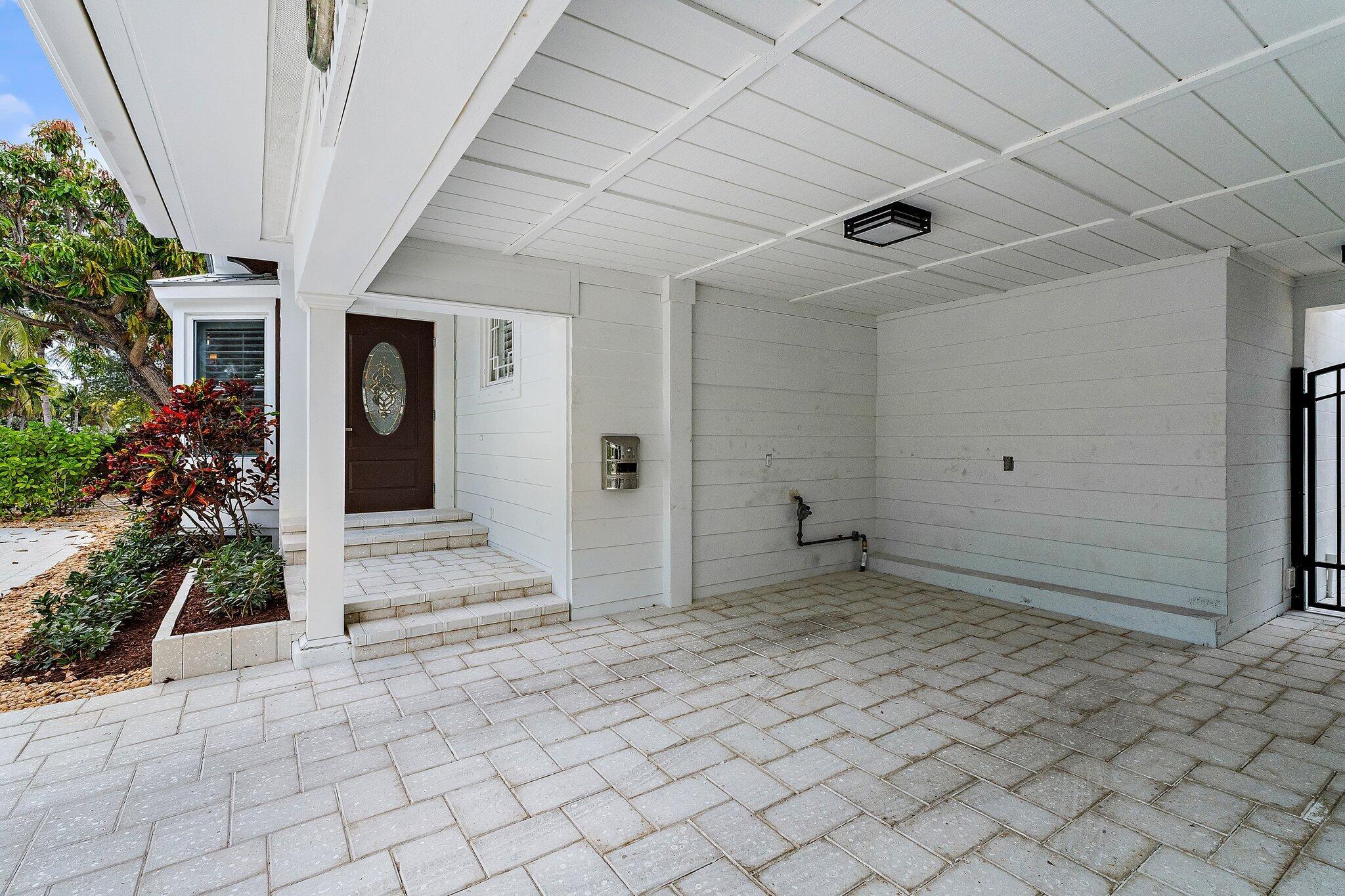 EL CID COURT - Residential