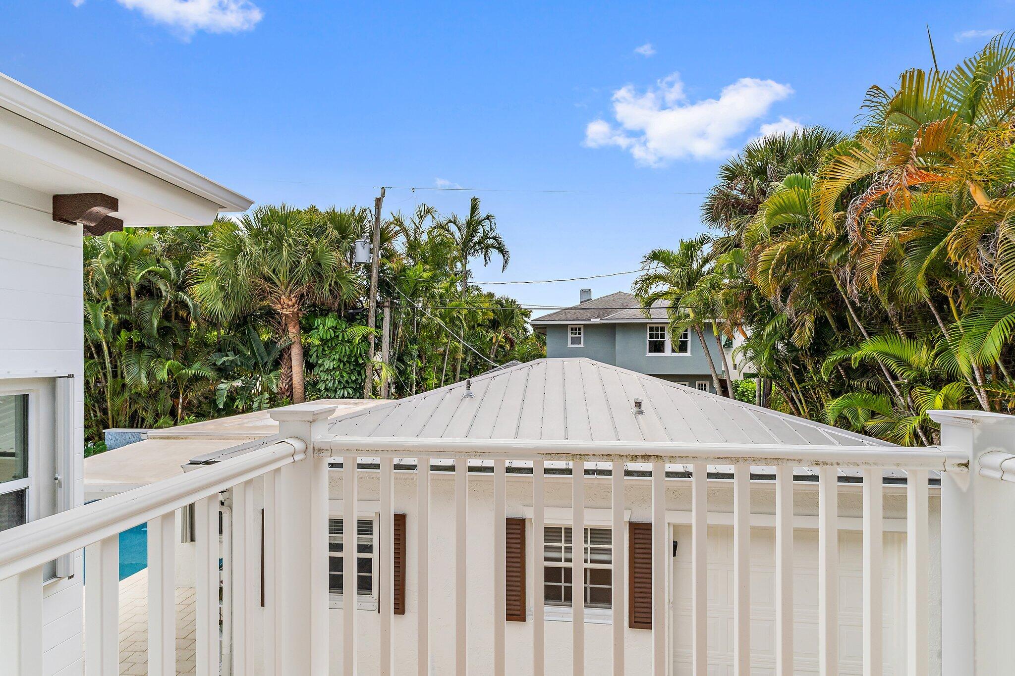 EL CID COURT - Residential