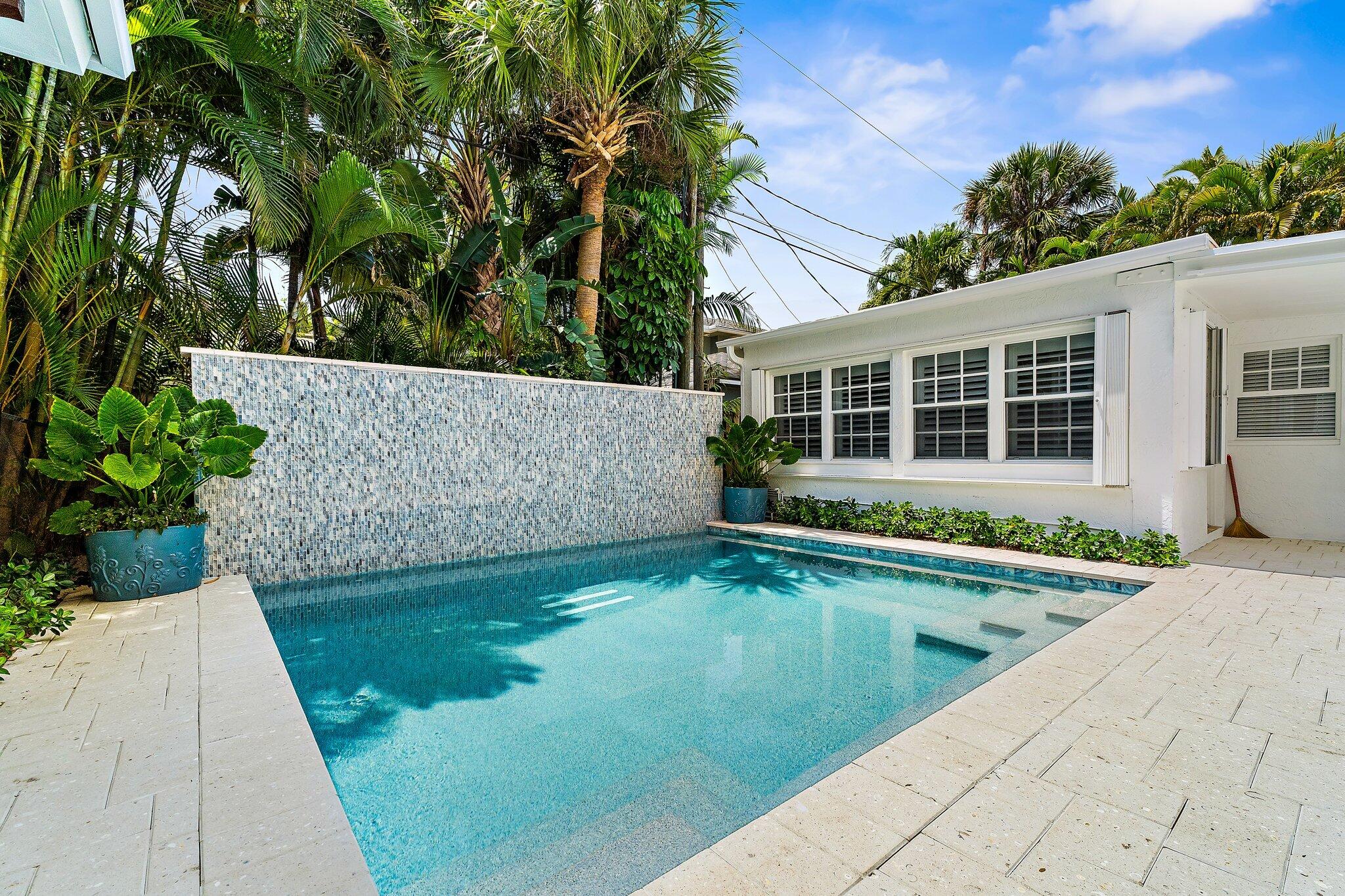 EL CID COURT - Residential