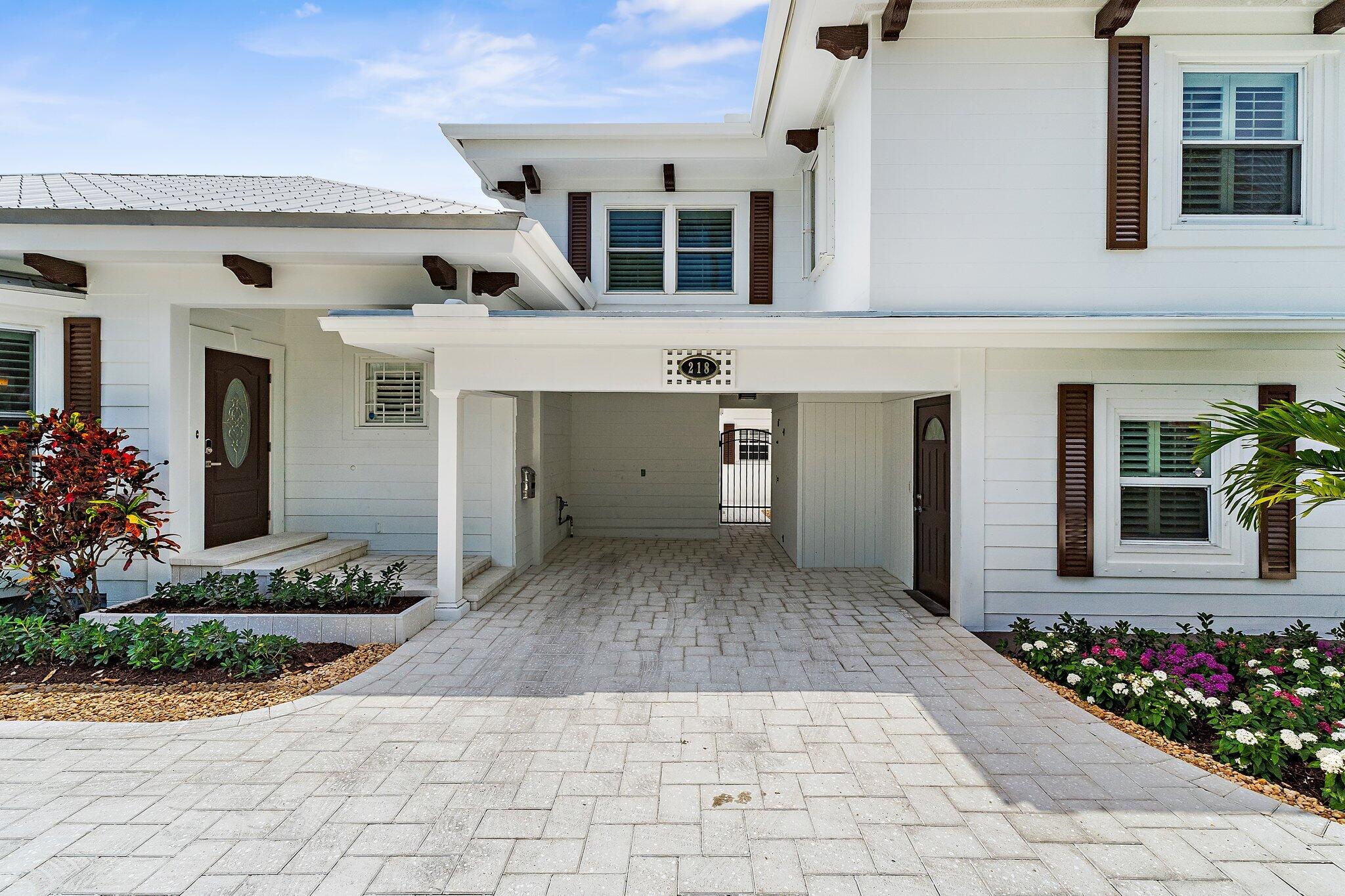 EL CID COURT - Residential