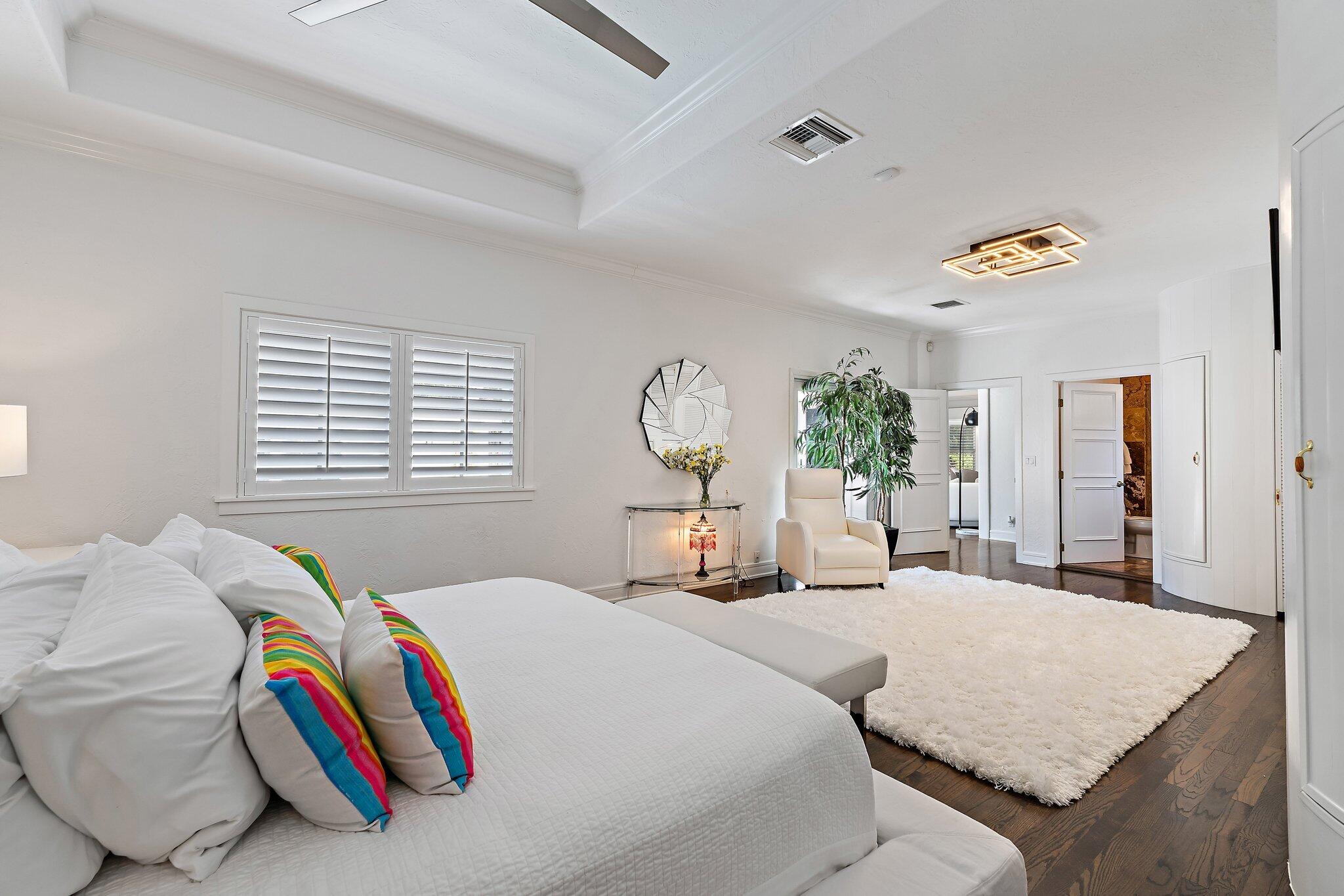 EL CID COURT - Residential