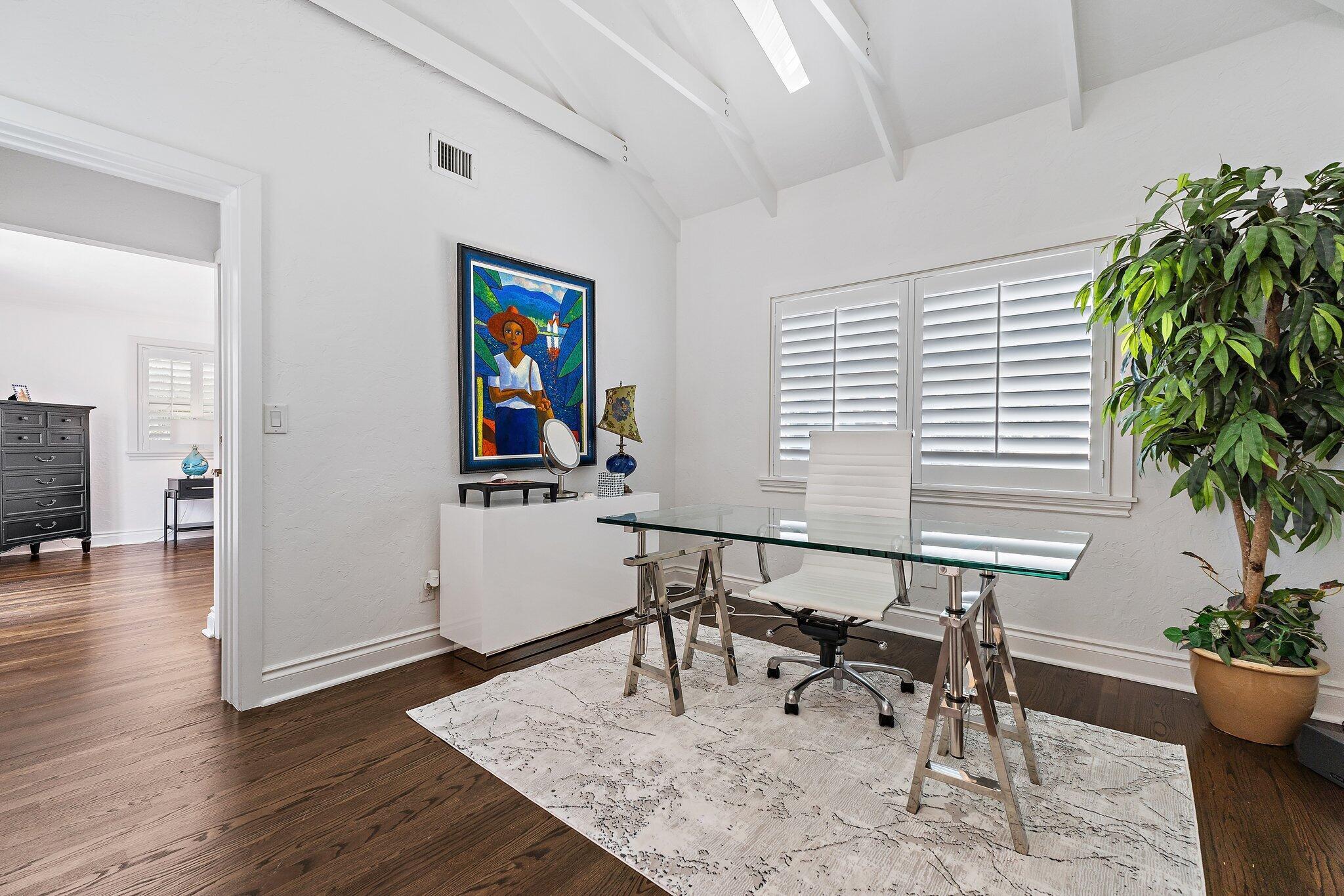 EL CID COURT - Residential