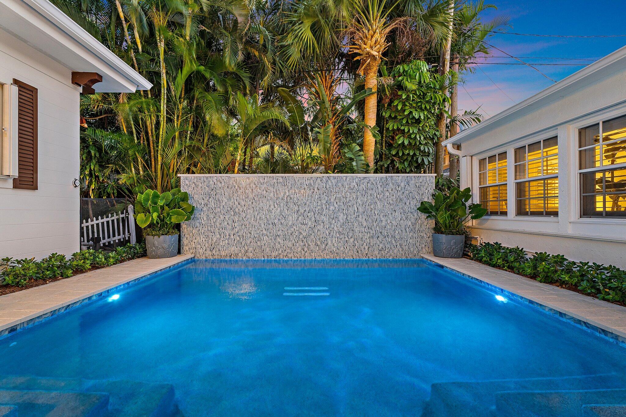 EL CID COURT - Residential