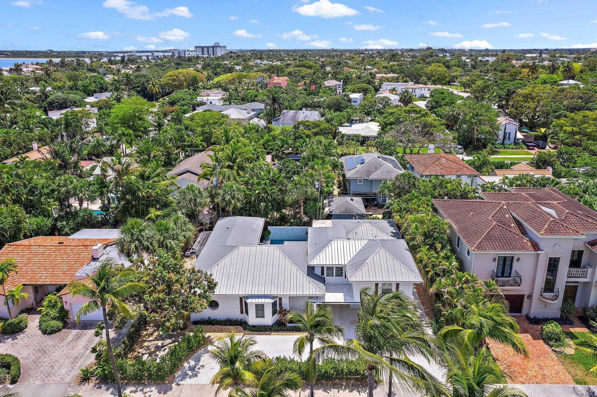 EL CID COURT - Residential