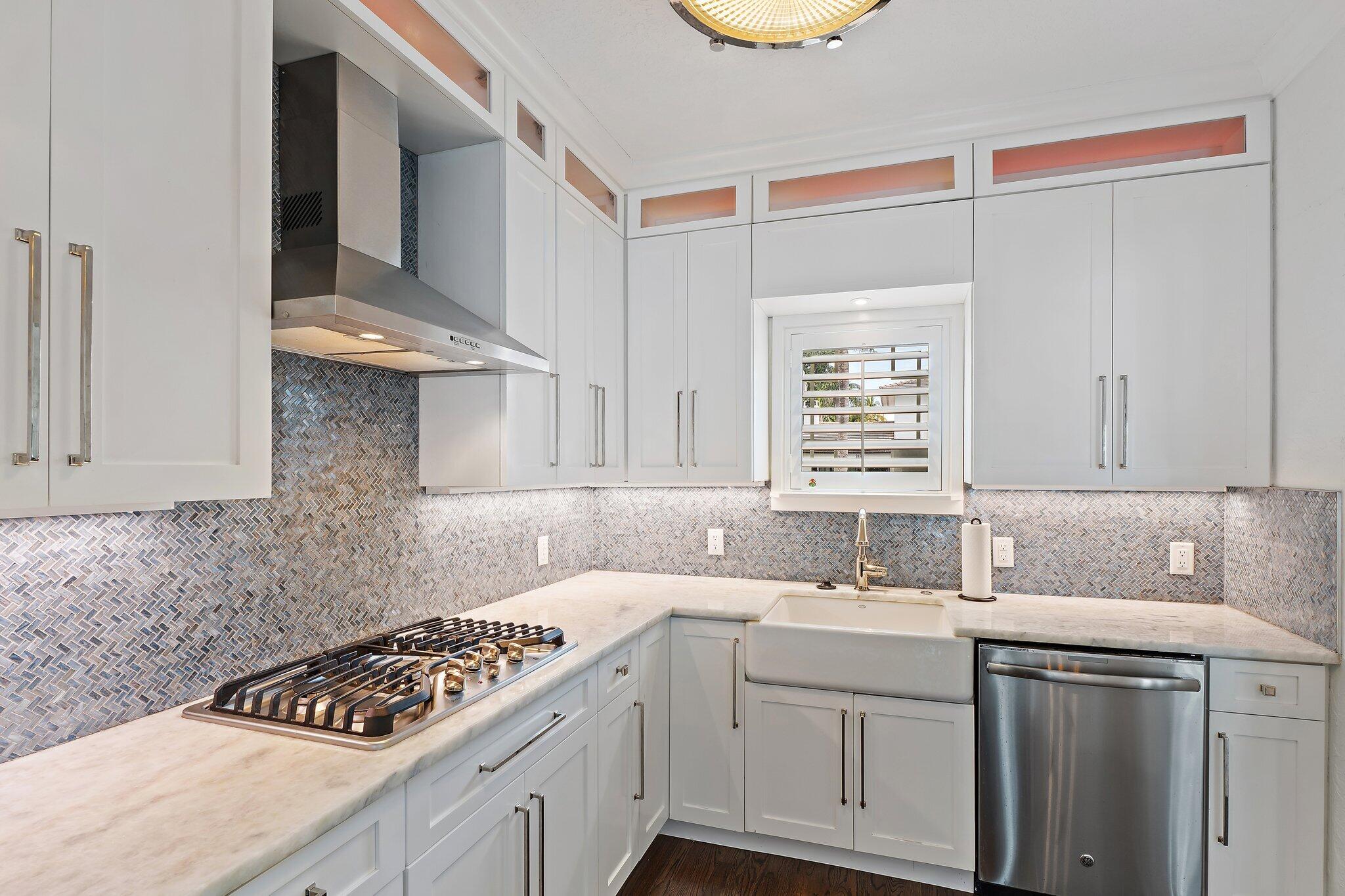 EL CID COURT - Residential