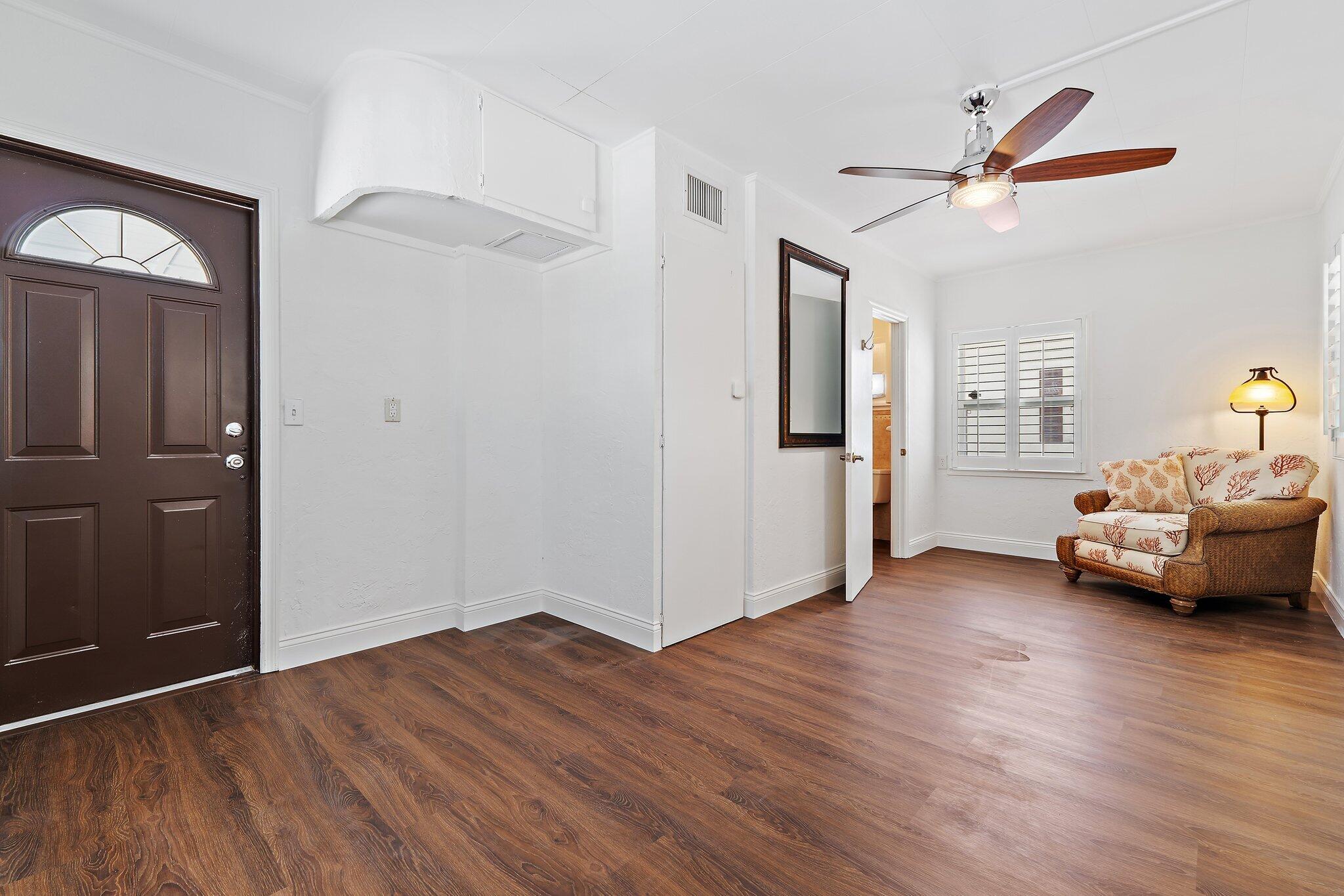 EL CID COURT - Residential