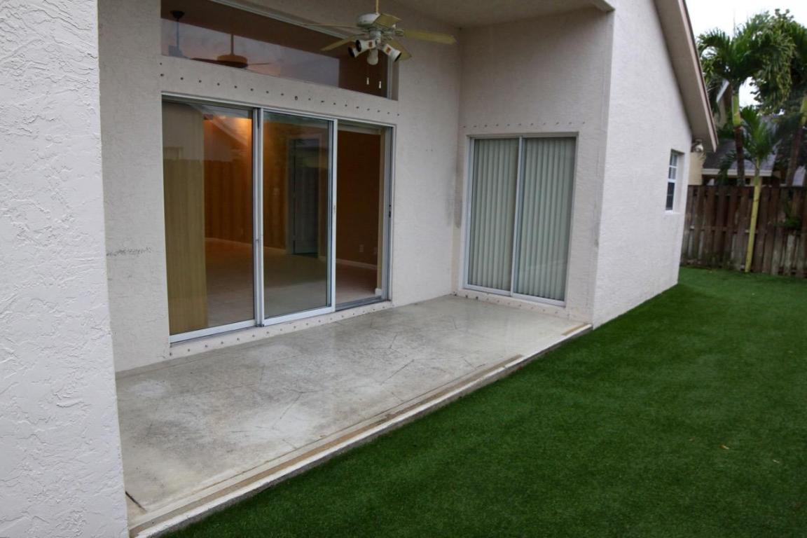 North Palm Beach Heights - Residential Lease