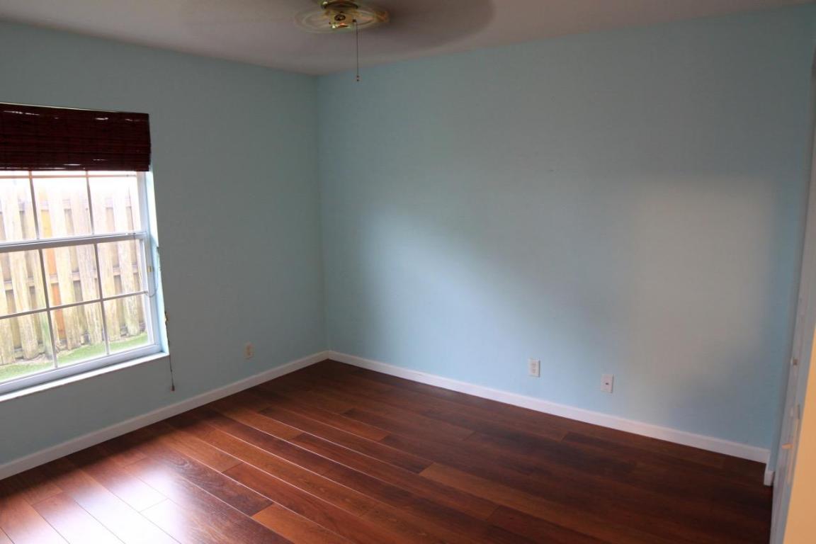 North Palm Beach Heights - Residential Lease