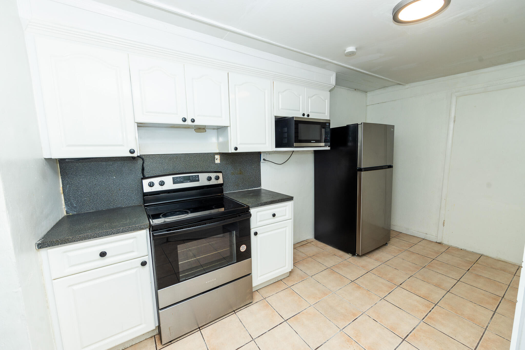 SCOTT LAKE MANOR SEC 3 - Residential Lease