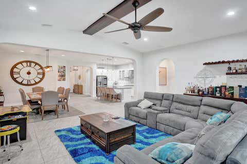 Tiny photo for 11405 Solstice Circle, Parkland, FL 33076 (MLS # B26045455)